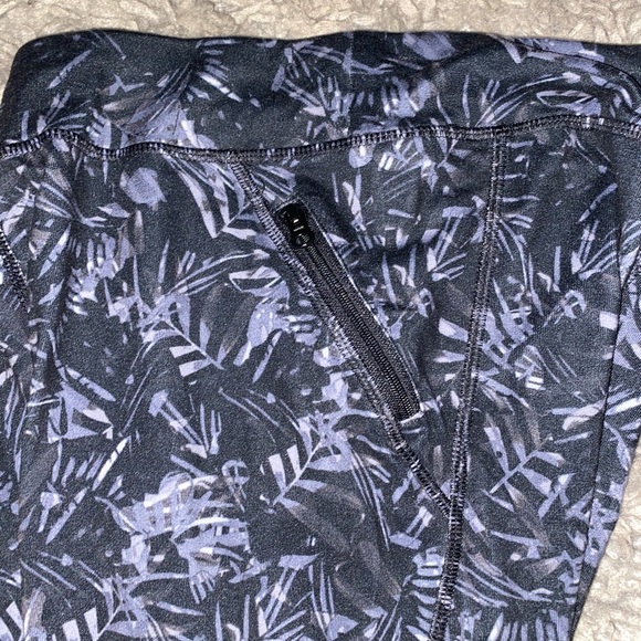 Leaf print leggings - Picture 3 of 4